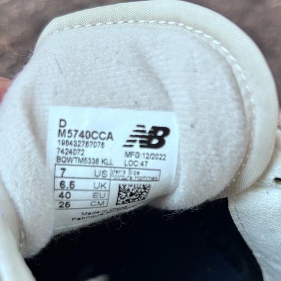 New Balance 574 - Picture 9 of 9